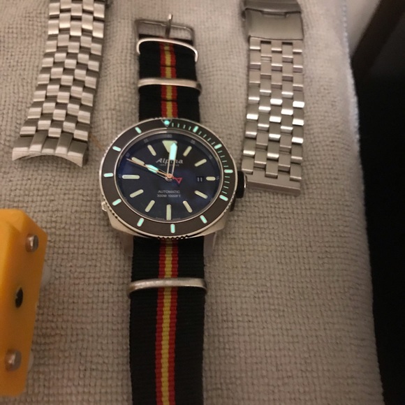 (Sold)Alpina sea strong automatic 300m - Picture 2 of 6